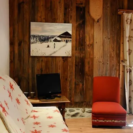 La Ferme D Emilienne Bed & Breakfast Sallanches